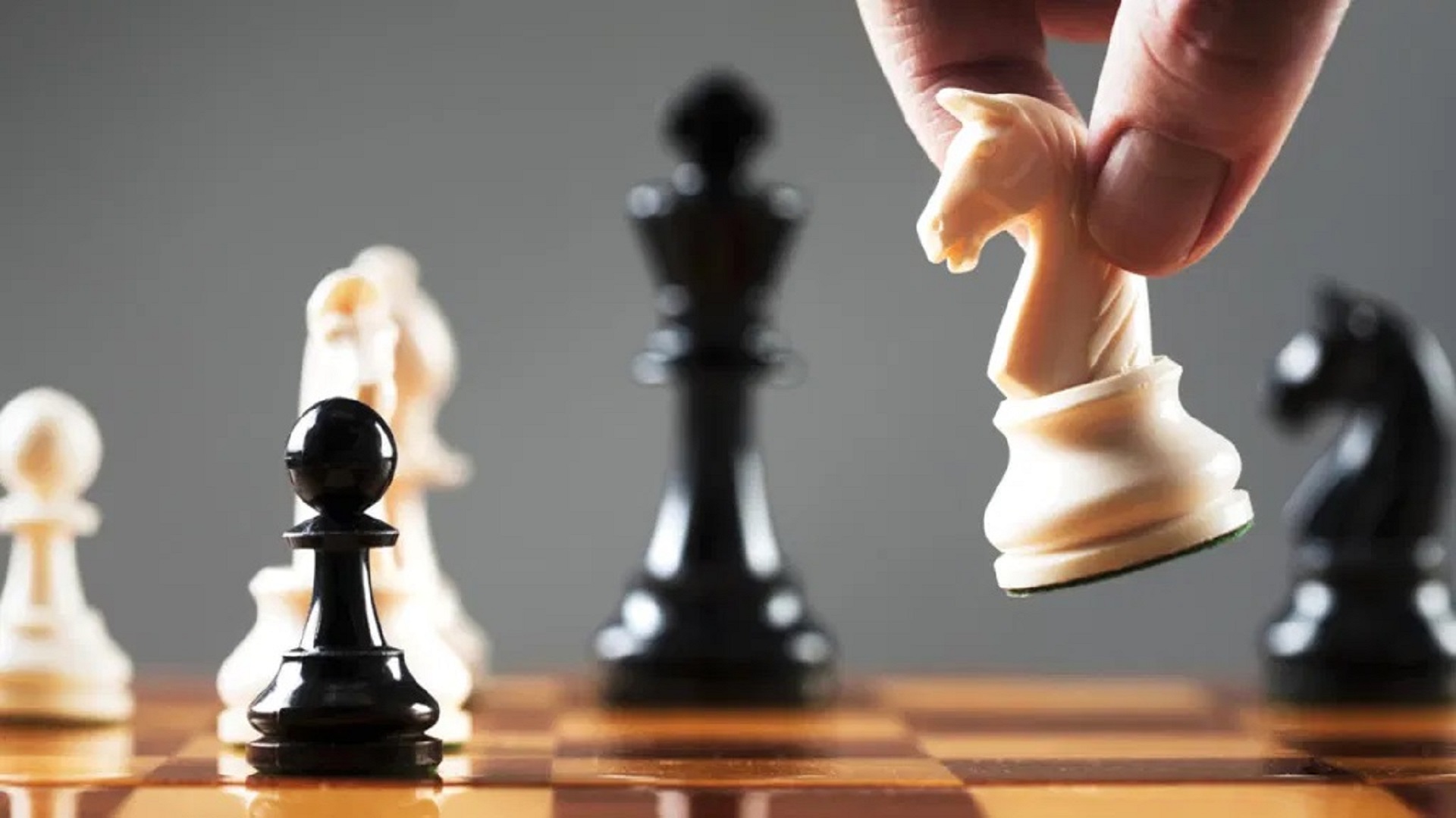 online chess lessons for beginners